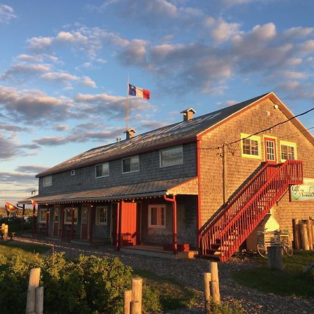Auberge Cafe Acadien ボナヴァンチュール エクステリア 写真
