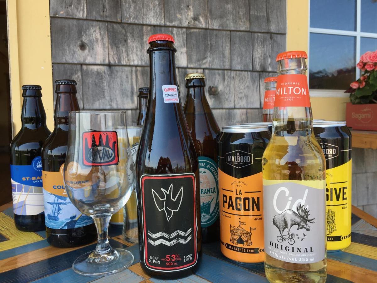 Auberge Cafe Acadien ボナヴァンチュール エクステリア 写真