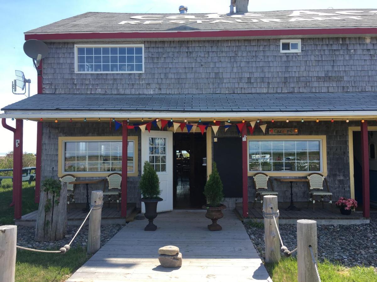Auberge Cafe Acadien ボナヴァンチュール エクステリア 写真